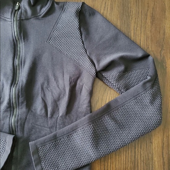 Fabletics Demi lavato lyric set - Picture 4 of 14